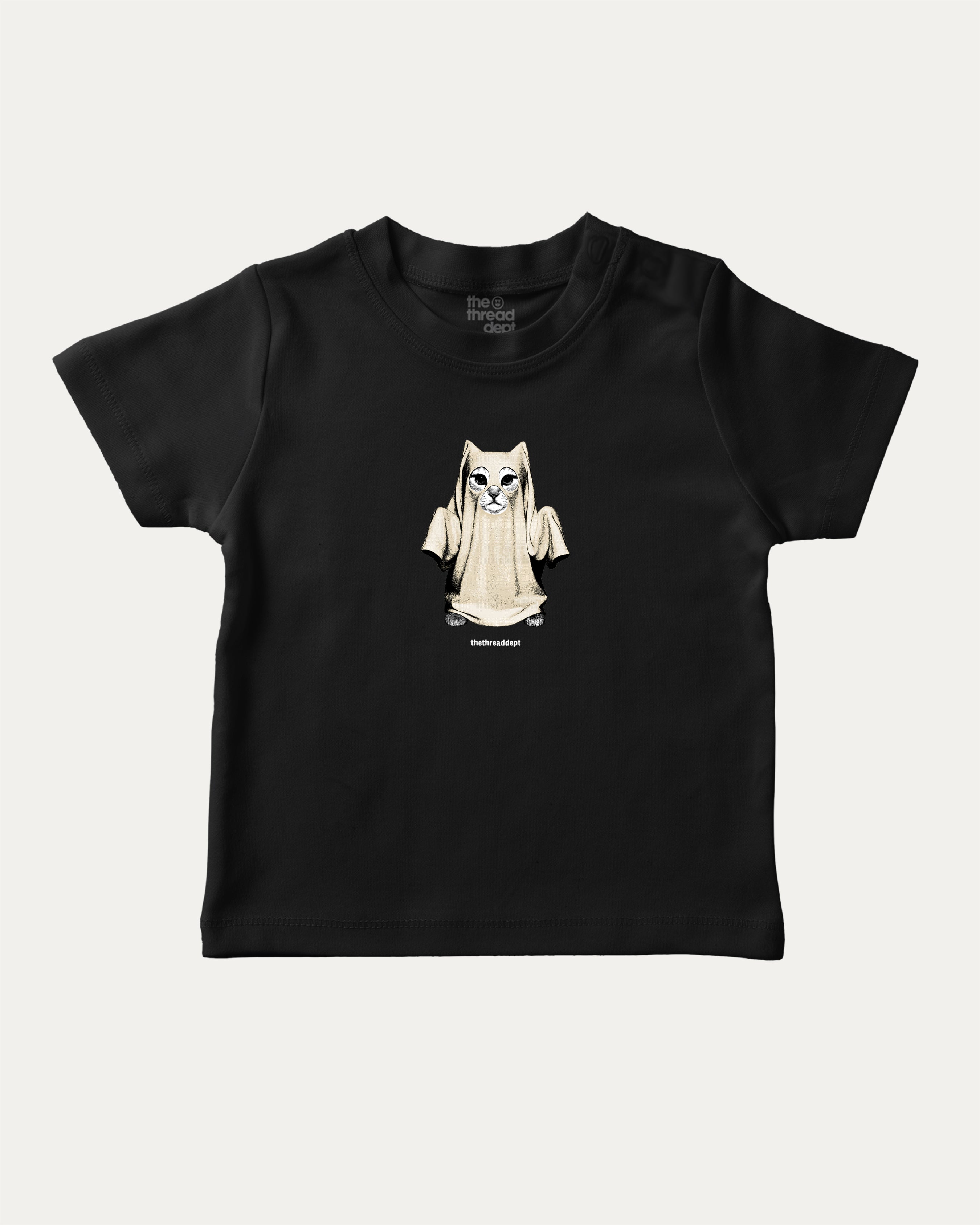 Vintage Spooky Cat graphic t-shirt with bold and humorous print, funny and trendy graphic. Perfect funny Halloween gifts for friends and family. Black shirt.