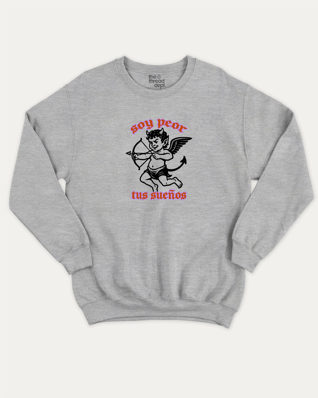 soy peor tus suenos graphic sweatshirt with bold and humorous print, Retro Inspired Graphic T shirt, Vintage Inspired Graphic T shirt, Y2k Retro Graphic  T shirt. warm and cozy graphic for everyday wear. Perfect for adults and gift-giving. Heather Grey pullover.